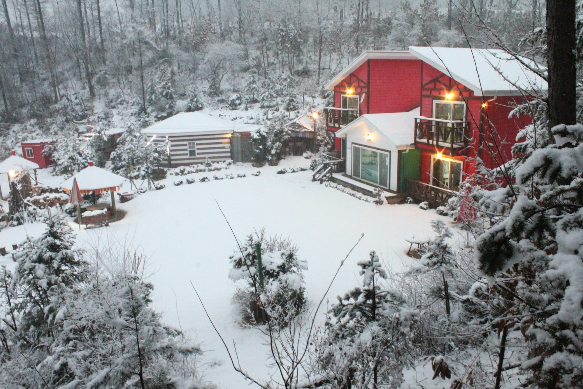 Heidi Pension G House Hongcheon Exterior photo